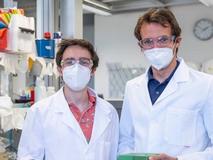 peakPCR_Philippe Bechtold CTO_ Michele Gregorini_CEO_VK400x300.jpg